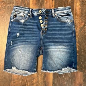 KanCan distressed shorts size M